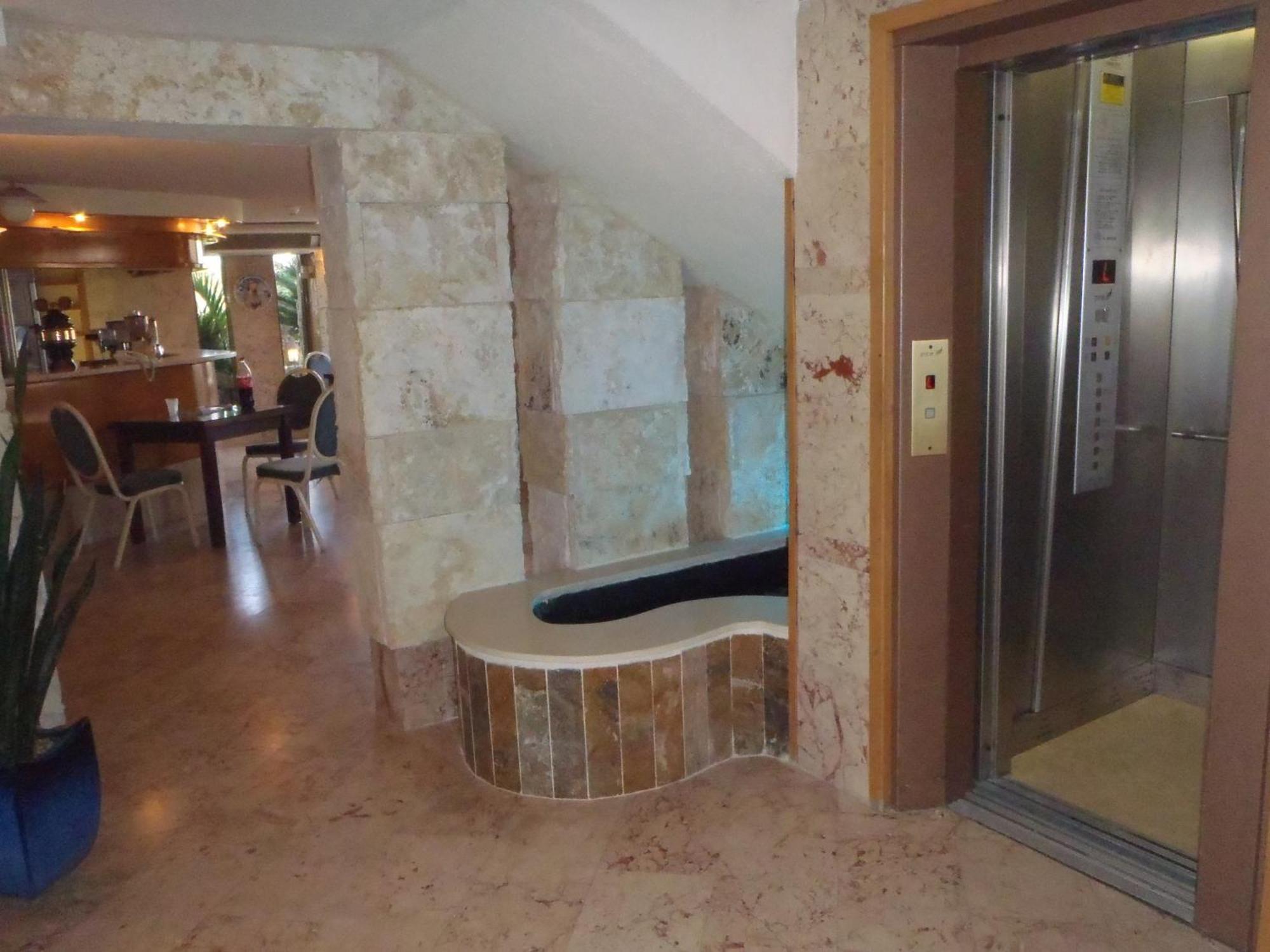 Marom Hotel Haifa Eksteriør billede